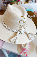 Load image into Gallery viewer, Beach Queen Hat White Palm with Ivory/Gold
