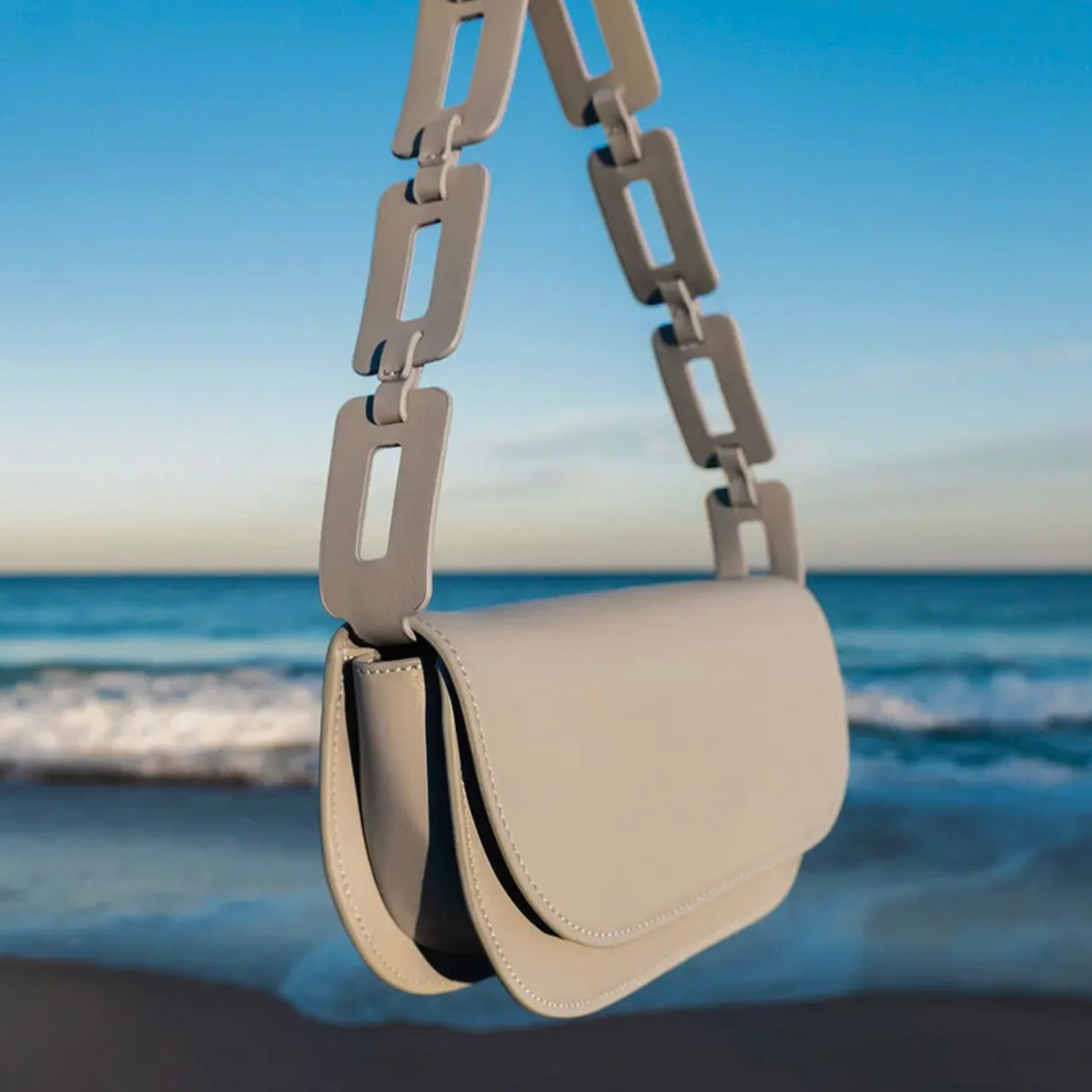 Inez Shoulder Bag