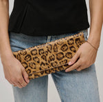 Load image into Gallery viewer, Adelle Clutch *More Colors
