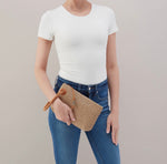 Load image into Gallery viewer, Daisy Daze Large Wristlet
