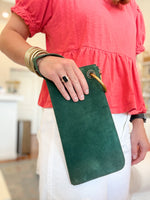 Load image into Gallery viewer, Jett Wristlet Pine Needle
