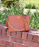 Load image into Gallery viewer, Ariana Crossbody- Saddle
