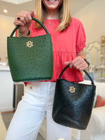 Load image into Gallery viewer, Breyer Bucket Bag Black
