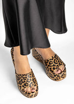Load image into Gallery viewer, Ivy Leopard
