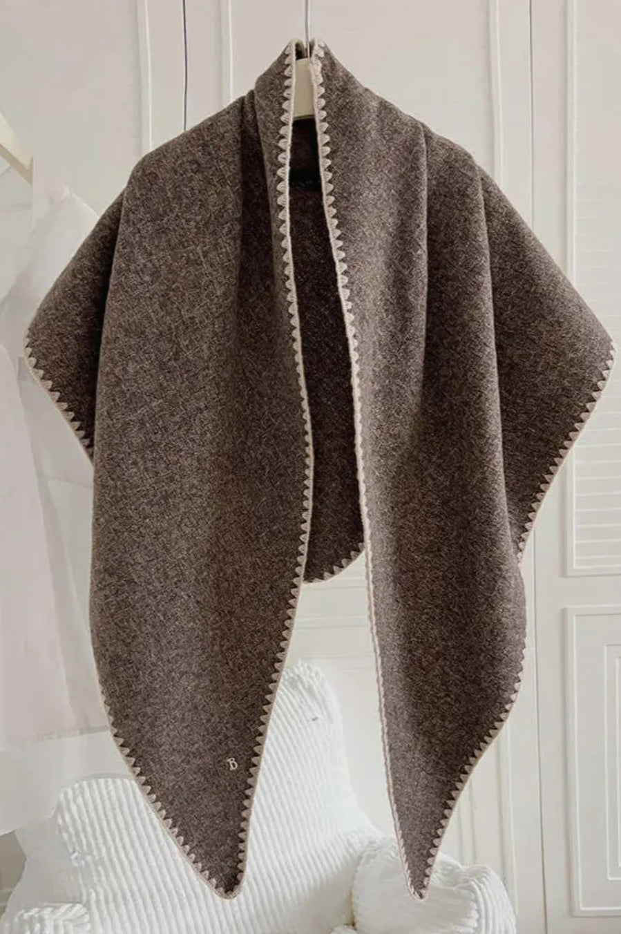 Triangle Blanket Stitch Scarf