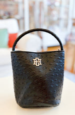 Load image into Gallery viewer, Breyer Bucket Bag Black
