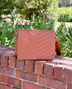 Load image into Gallery viewer, Ariana Crossbody- Saddle

