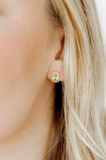 Load image into Gallery viewer, Screwback Stud Earrings Whitney Pink Apple
