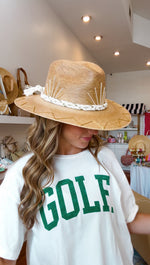 Load image into Gallery viewer, Queen Bee Hat Natural Palm

