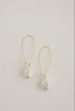 Load image into Gallery viewer, Alice Earring
