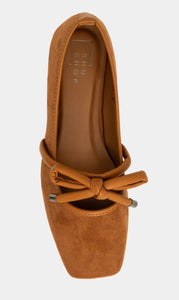 Adriana Camel