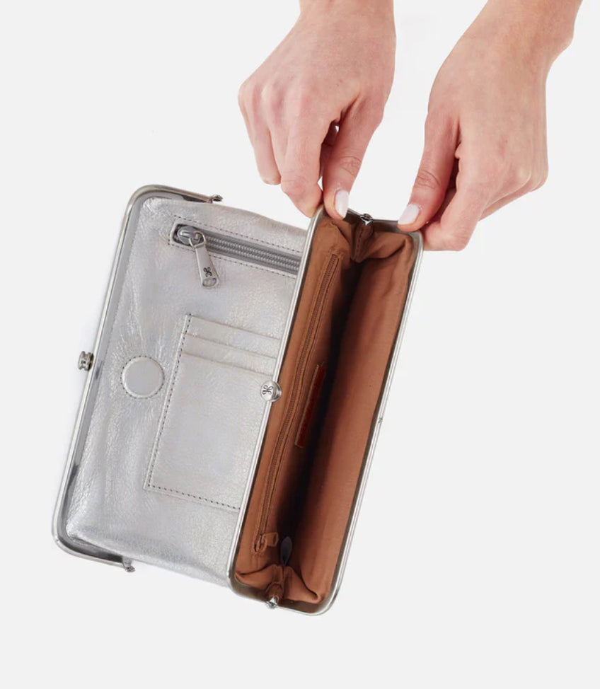Lauren Clutch Wallet Silver
