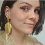 Load image into Gallery viewer, Willow Earrings

