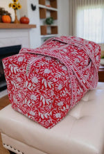 Load image into Gallery viewer, Hampton Floral Duffle Bag

