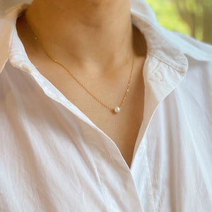 Dainty Pearl Necklace