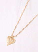 Load image into Gallery viewer, Kelly Heart Necklace
