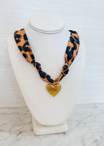 Groovy Heart Scarf Necklace