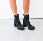 Load image into Gallery viewer, Ulyses Black Suede size 9 &amp; 10
